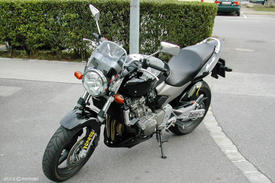 #003 Honda Hornet 600