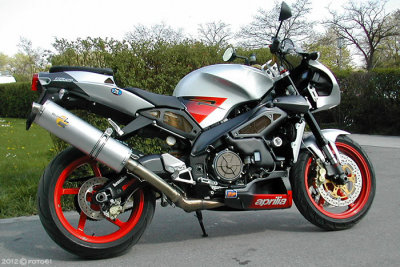 #024 Aprilia Tuono 1000 R