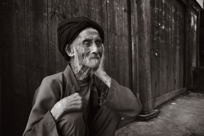 Old man in TianTouZhai