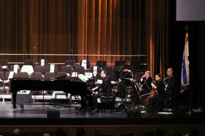 IMG_2009 - Version 2.jpg