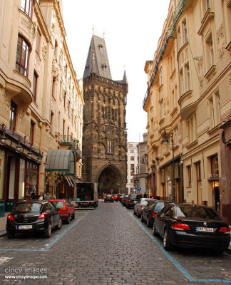 Prague1g.jpg