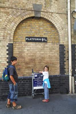 Platform 9 3/4.jpg
