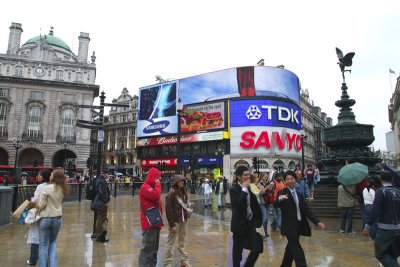 Piccadilly Circus02.jpg