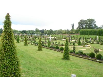 g4/73/564073/3/61026162.HamptonCourtPalace36.jpg