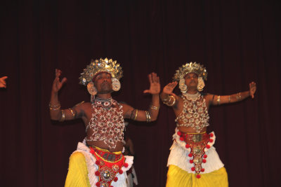 The next dance was the Ves Natuma, the most important dance in the Kandyan style.