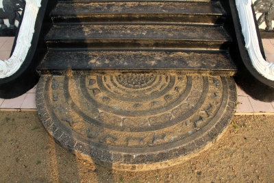 Most stupas and temples in Sri Lanka have round ornaments at the base of the stairs.