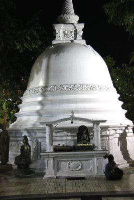 A close-up of the beautiful Cetiya Stupa of the Gangaramaya (Vihara) Buddhist Temple.