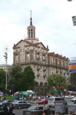  Soviet-era looking building off of Independence Square.