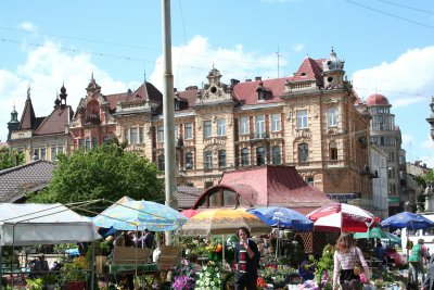 View of Old Market Square with great architecture in the background.