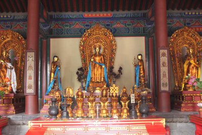 Other beautiful Buddhas in the hall.