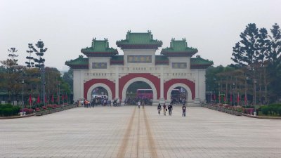 The shrine's magnificent Ming Dynasty architectural style is similar to that of the Taihe Dian Imperial Palace in Beijing.