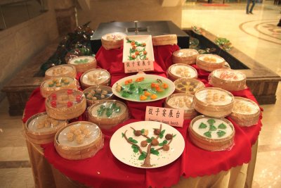 Many kinds of dumplings at the dinner show of Sunshine Grand Theater Restaurant of the Tang Dynasty Complex in Xi'an.