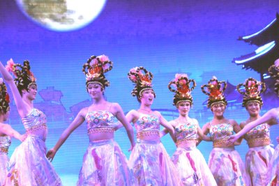 The feather dance is the most famous dance from the Tang Dynasty.