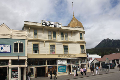 Built in 1898, Golden North is the oldest hotel in Alaska. It was a 2-story hotel that moved in 1908 to its present location.