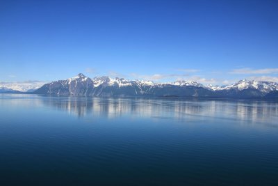 The glaciers are named after women's colleges for the NW side, and men's colleges for the SE side.