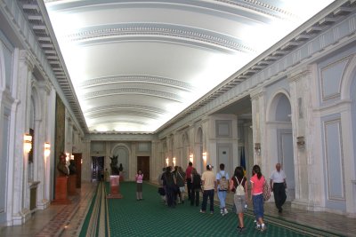 Interior entryway of the Royal Palace.