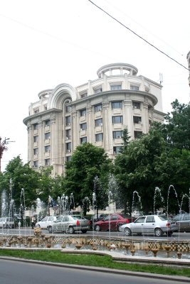 Nice architecture on Unirii Boulevard.