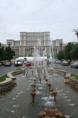 Another vantage point of the Unirii Boulevard fountains (facing the Royal Palace).