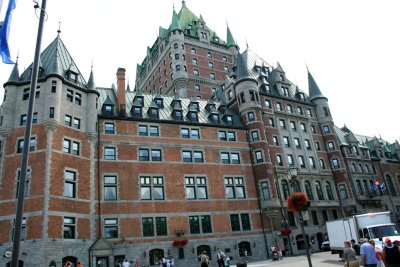 An interesting angle of Chateau Frontenac.