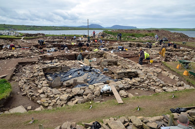 Dig at Ness of Brodgar.jpg