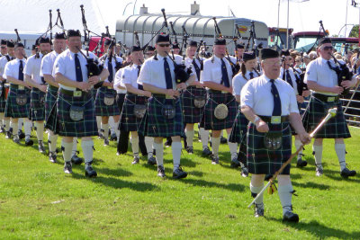 Kirkwall Pipers.jpg