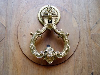 Door knockers, knobs & locks