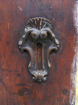 Door knockers, knobs & locks