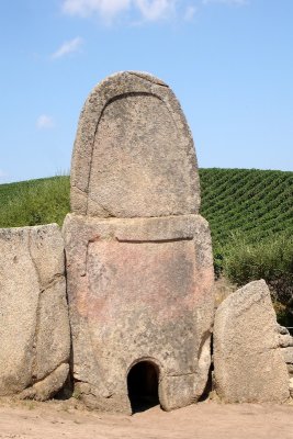 Giants tomb Lu Coddu vecchiu