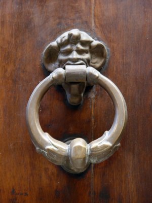 Door knockers, knobs & locks