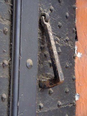 Door knockers, knobs & locks