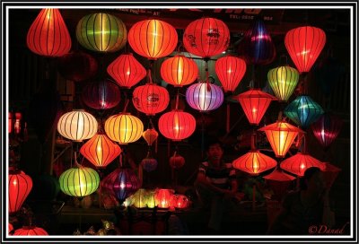 Hoi Han : The lanterns.