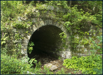 WAG railroad arch