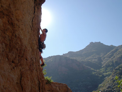 Tim climbs 'Intellitoys' - 5.9 (Echo Cliffs)