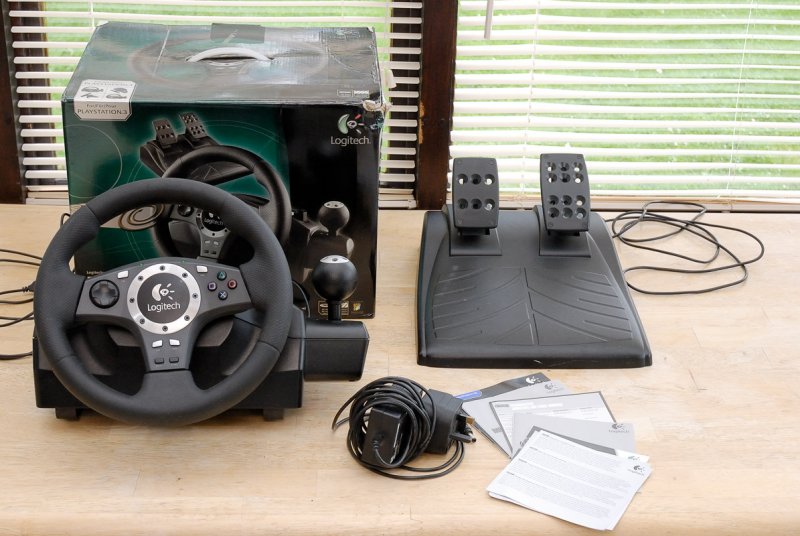 Logitech Driving Force Pro