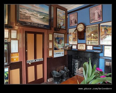 Hampton Loade Station #12