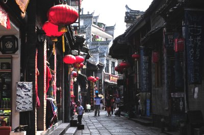 Fenghuang Street scene