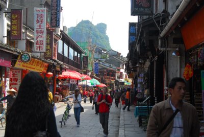 Yangshuo - Street life
