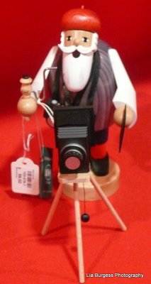 Handcrafted Santa Photographer