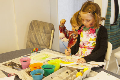 Coloring Eggs