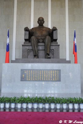 Statue of Sun Yat-sen DSC_1975