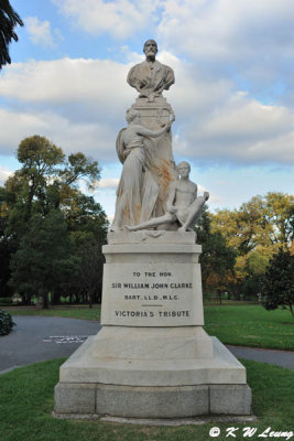 Sir William John Clarke Monument (DSC_3586)
