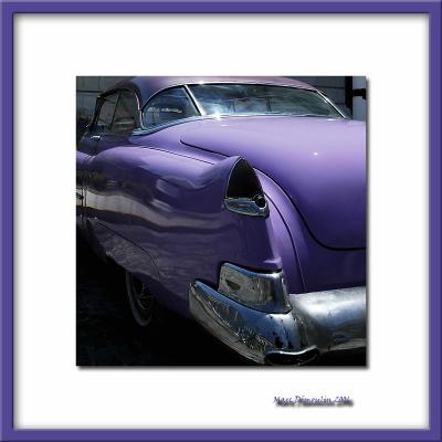 Vivid violet Cadillac, La Habana