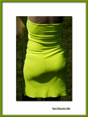 Green gown, Chantilly