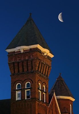 Moon Over Steeples 20110327