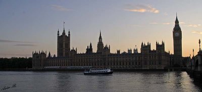 19820 - Palace of Westminster / London - England