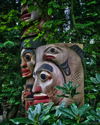 Kiapalano Totem IX