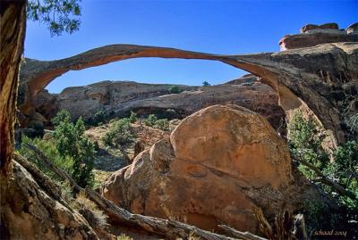 g4/75/646675/3/59824472.LandscapeRock.jpg