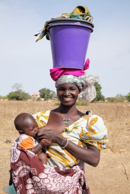 Jeune femme et son enfant