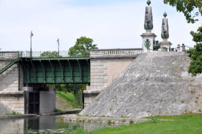 BriareLe pont-canal