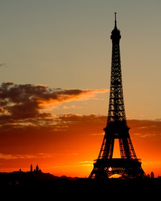 Eiffel Sunrise